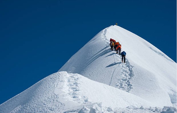 The Potanin Glacier, which is 14 km long, is the longest glacier in Mongolia.