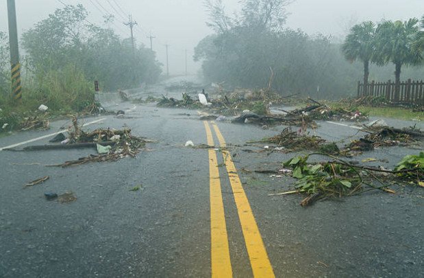 The storm's outer rain bands are consist of thick bands ranging from a few miles to tens of miles wide.