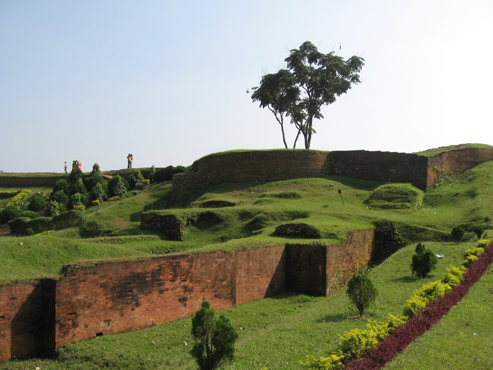 Mahasthangarh is the oldest city in Bangladesh.
