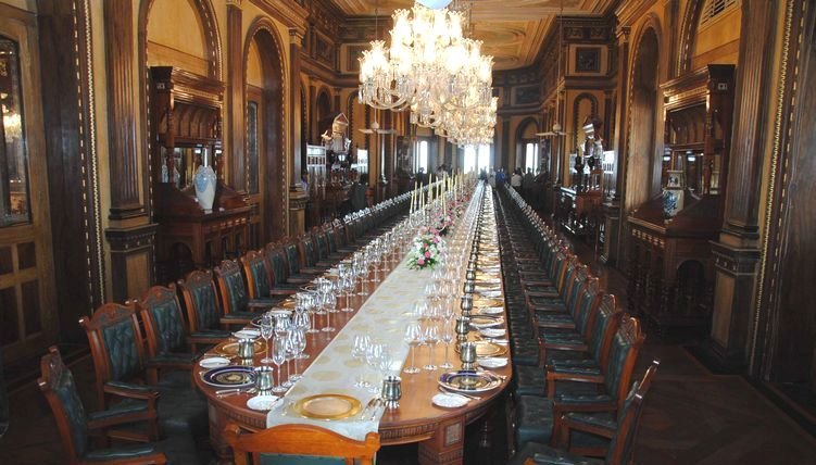 Portugal has world’s largest dining table set.