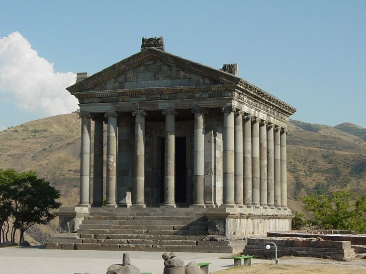 Temple of Fortuna was the first ever temple built in Romans