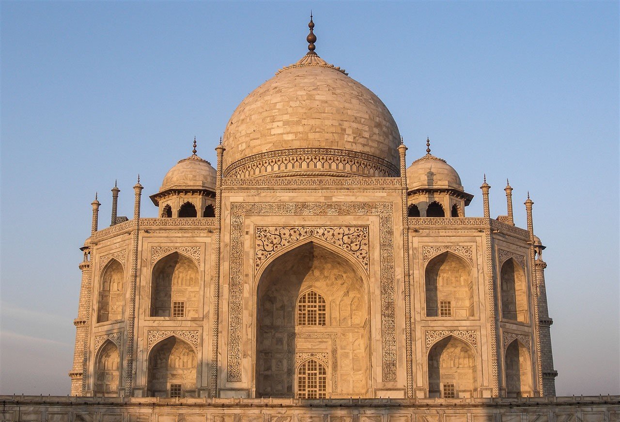 Pollution turning Taj Mahal yellow
