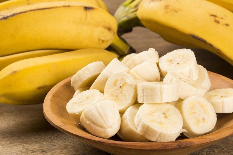 The highest average per capita consumption of bananas in the world is in Uganda.